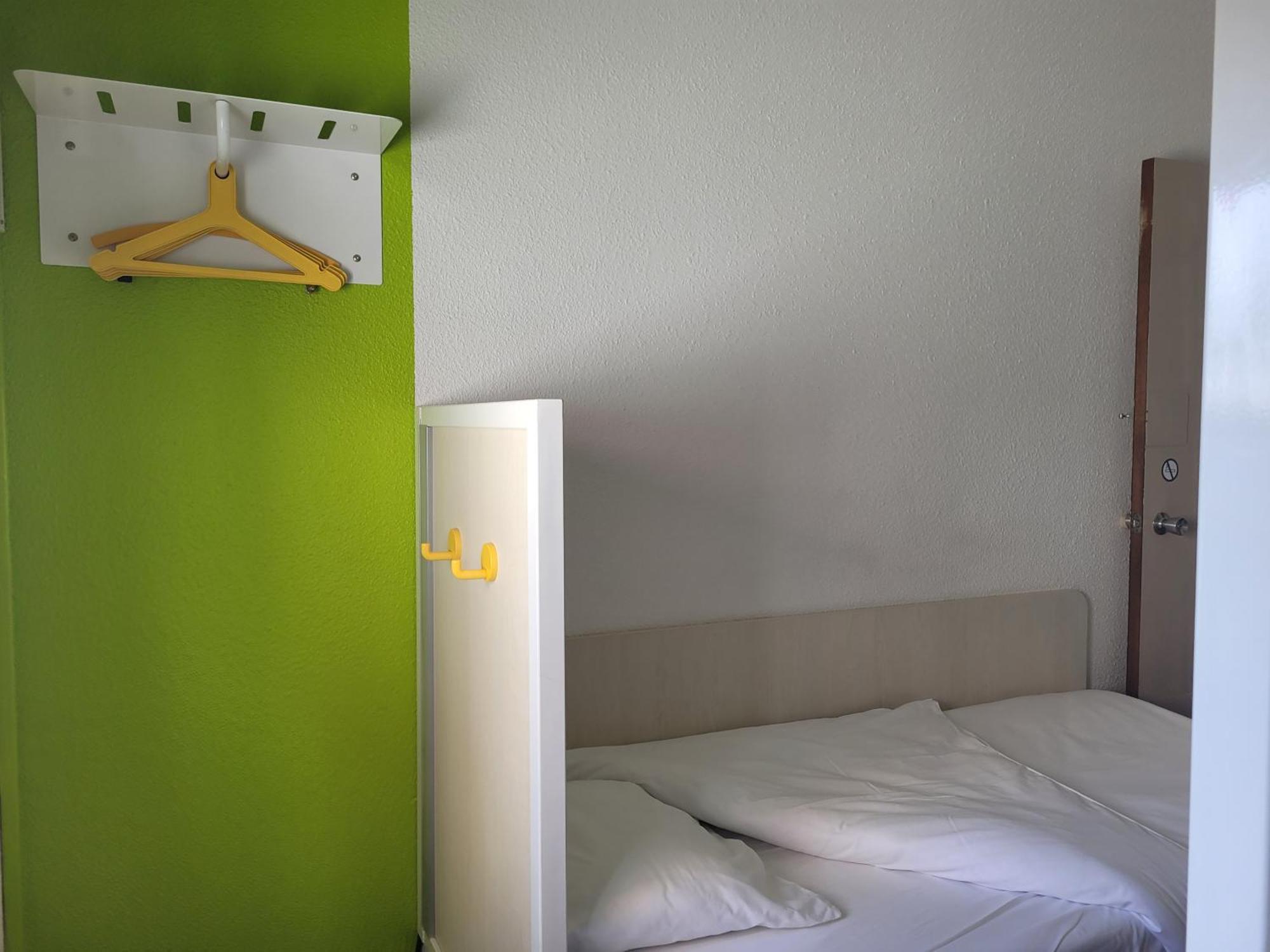 Tip Hotel Cambrai Ex Hotel F1 Εξωτερικό φωτογραφία