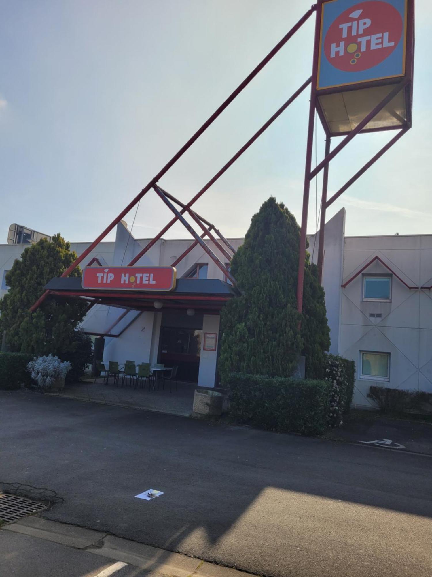 Tip Hotel Cambrai Ex Hotel F1 Εξωτερικό φωτογραφία